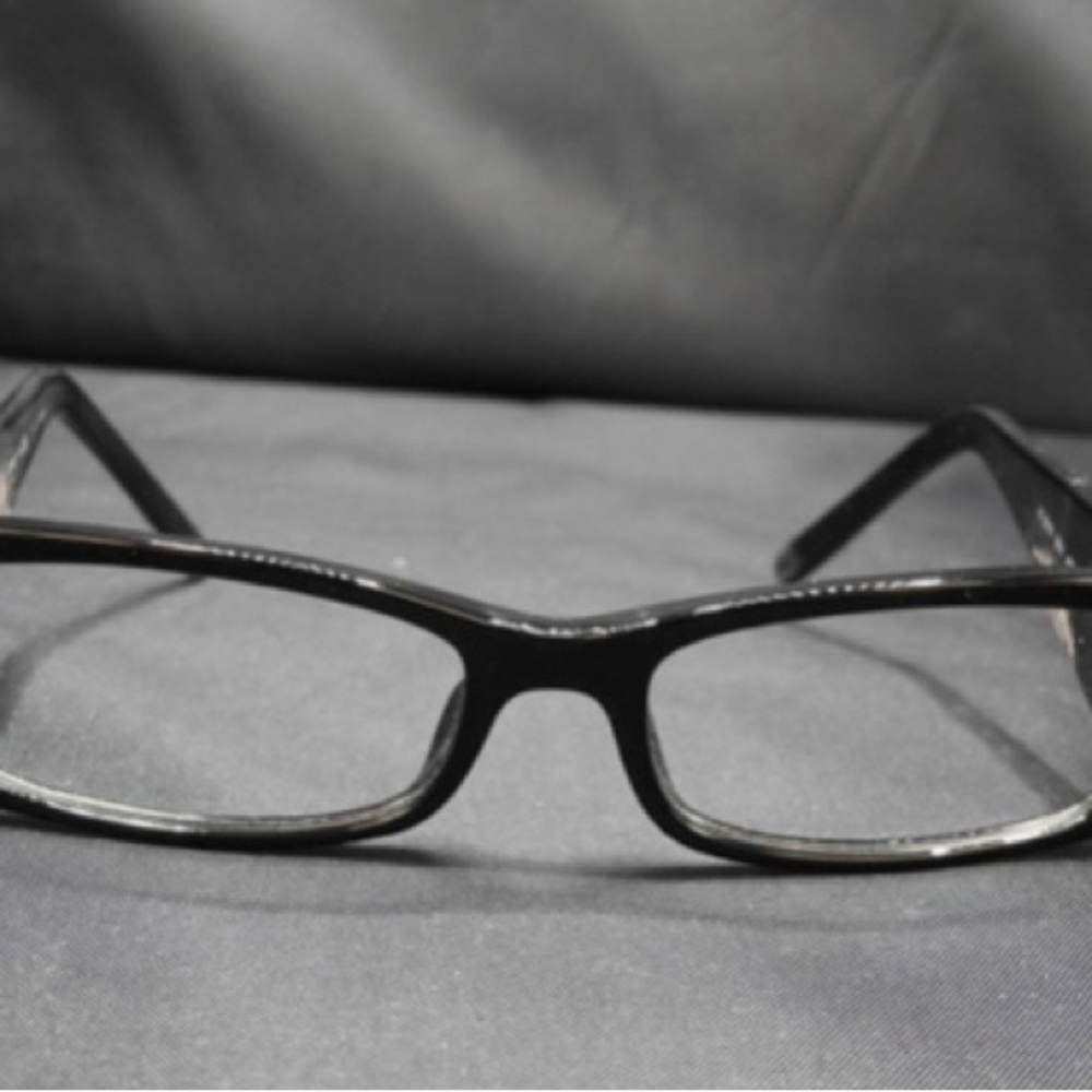 Burberry Glasses Authenticated with case